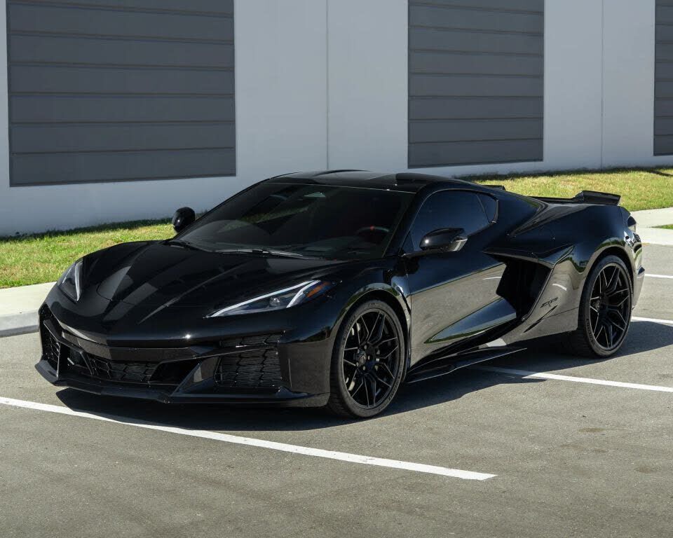 2025 CHEVROLET Corvette