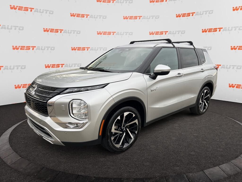 2023 MITSUBISHI Outlander