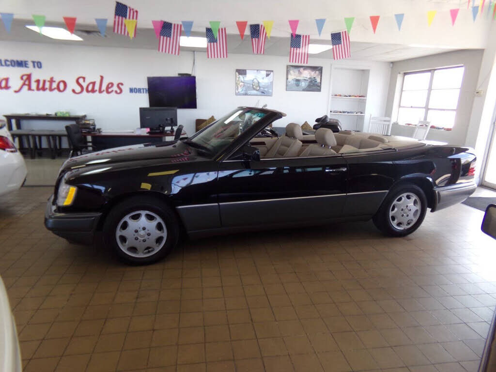 1994 MERCEDES-BENZ E-Class