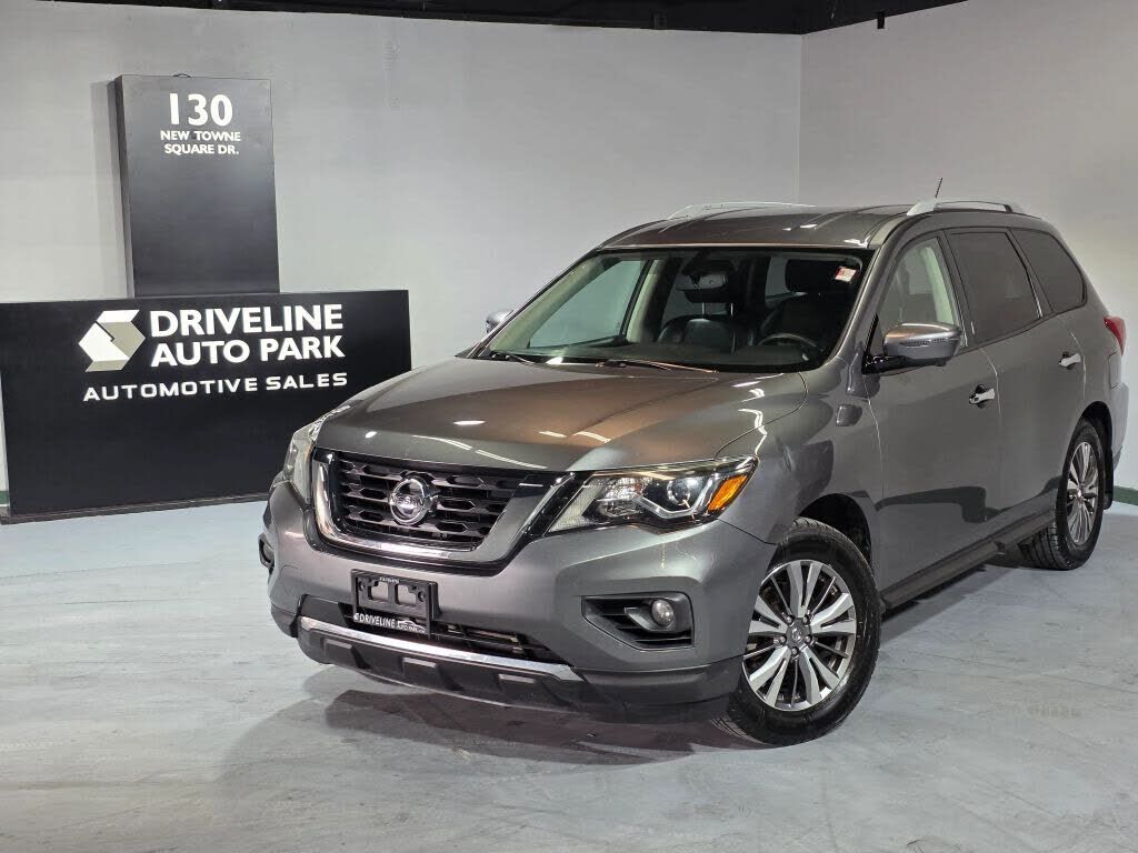 2018 NISSAN Pathfinder