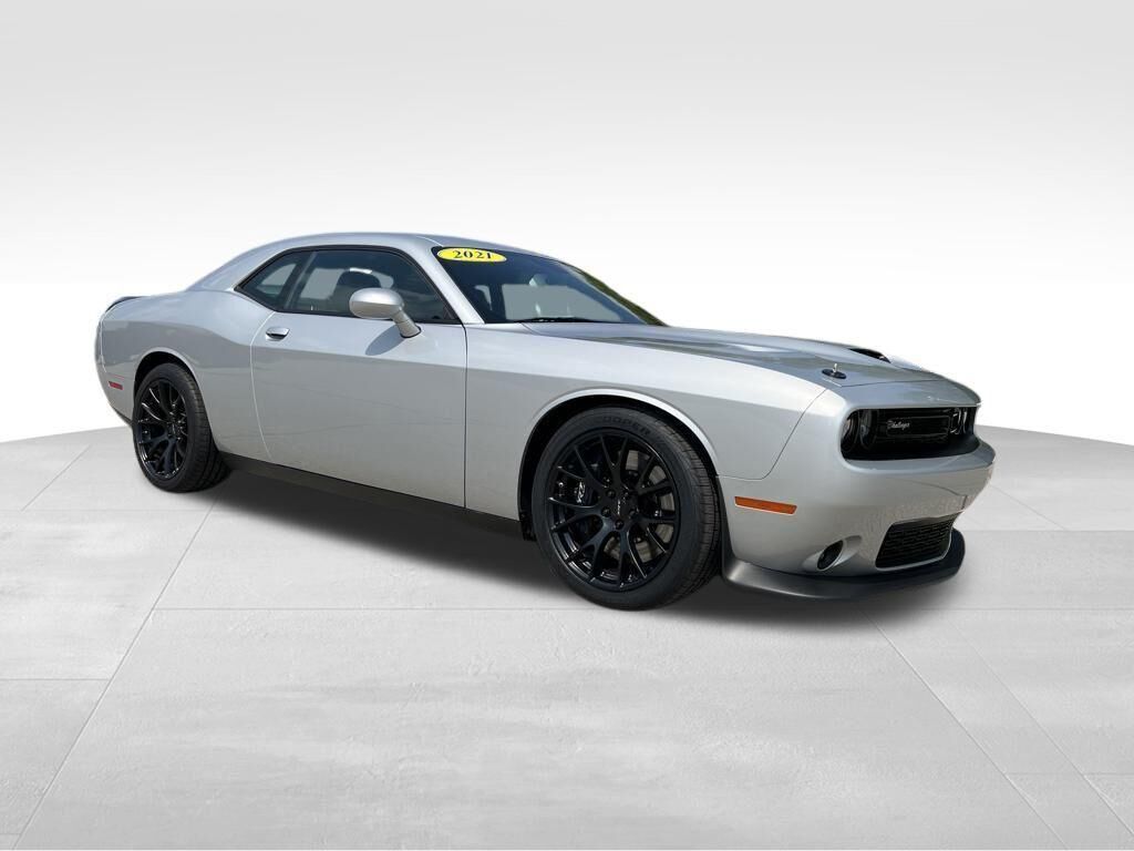 2021 DODGE Challenger