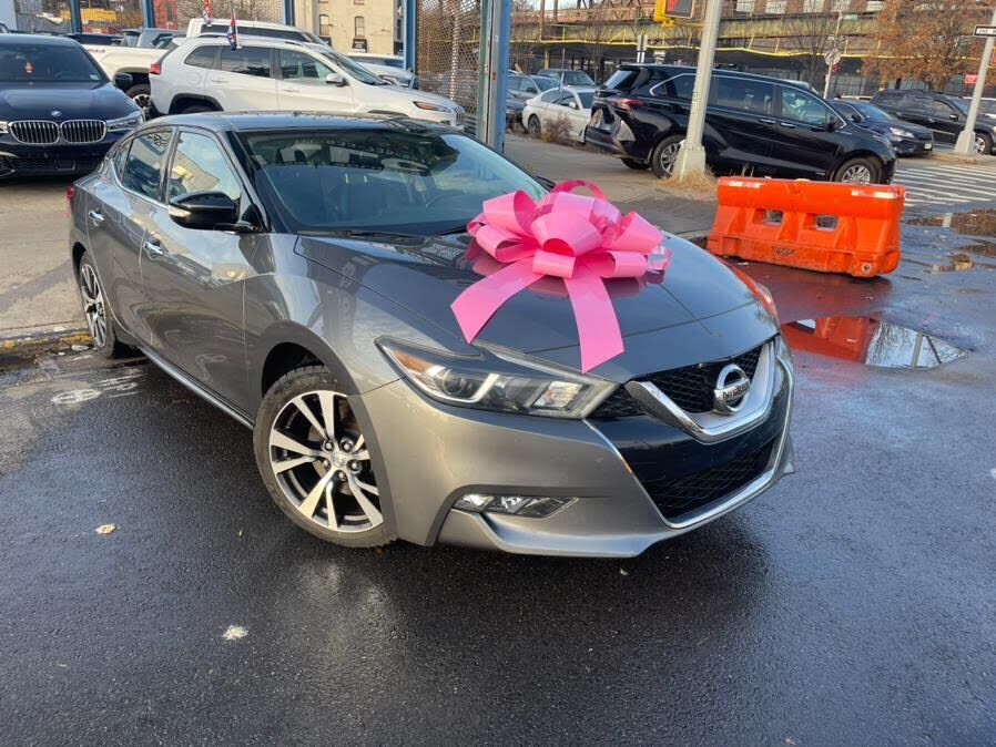 2017 NISSAN Maxima