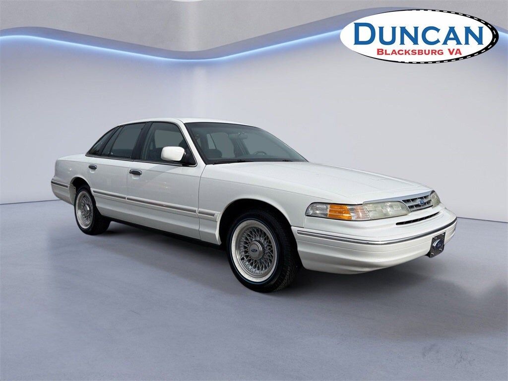 1996 FORD Crown Victoria