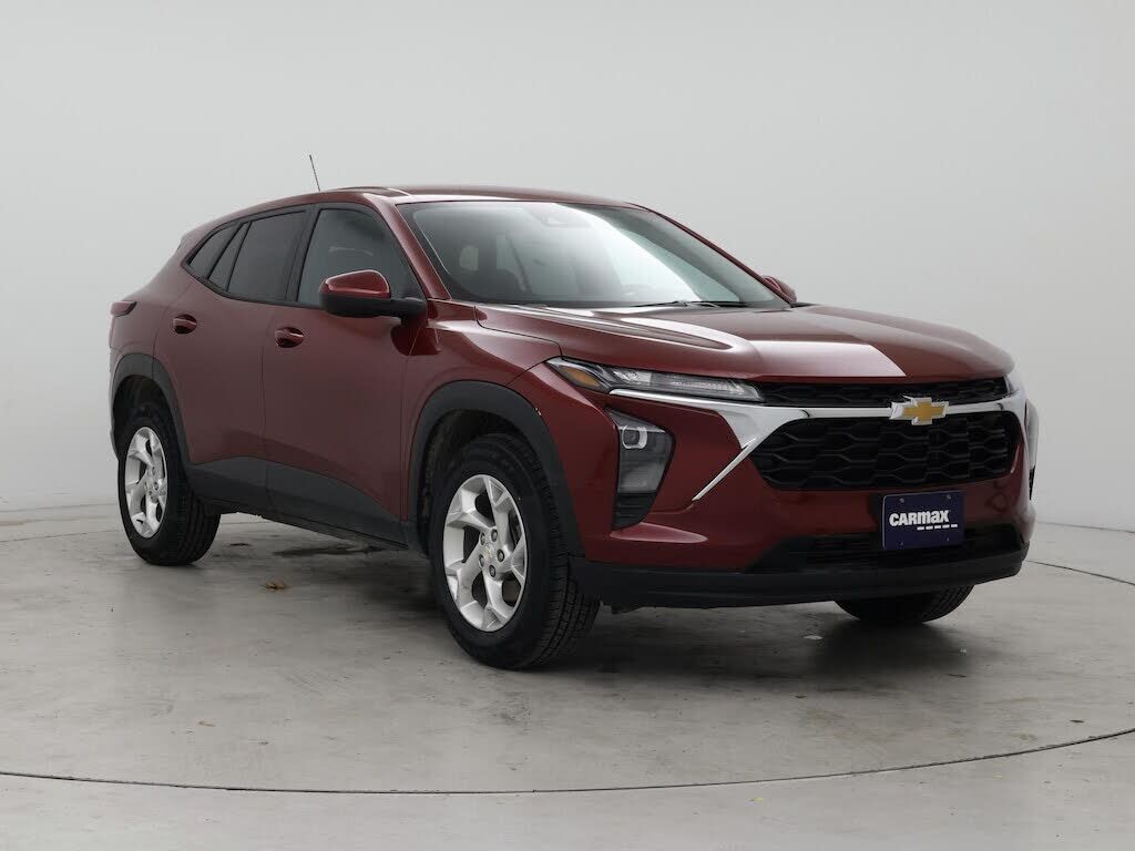 2024 CHEVROLET Trax