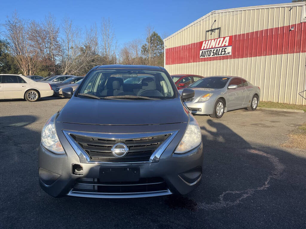 2016 NISSAN Versa