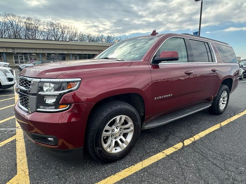 2016 CHEVROLET Suburban