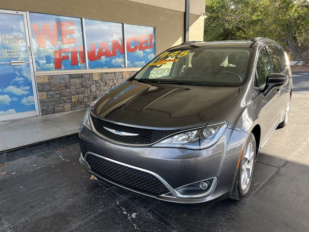 2018 CHRYSLER Pacifica
