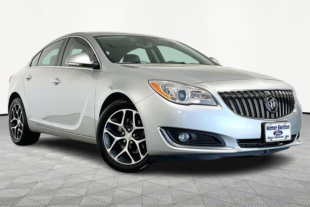 2017 BUICK Regal