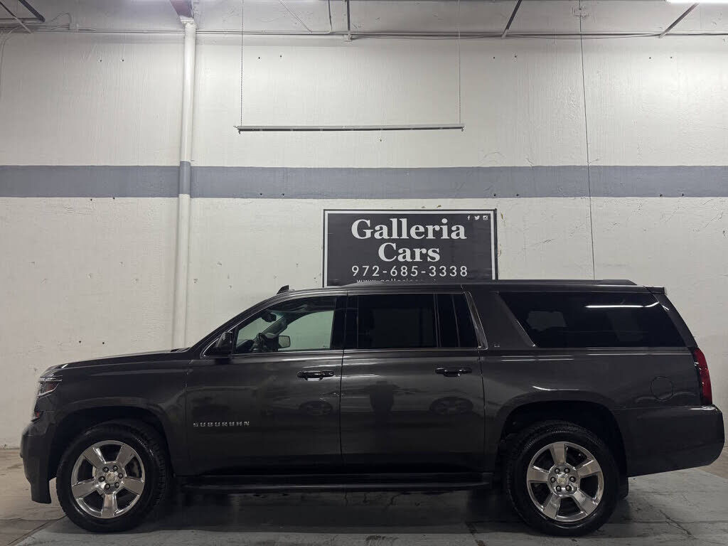 2017 CHEVROLET Suburban