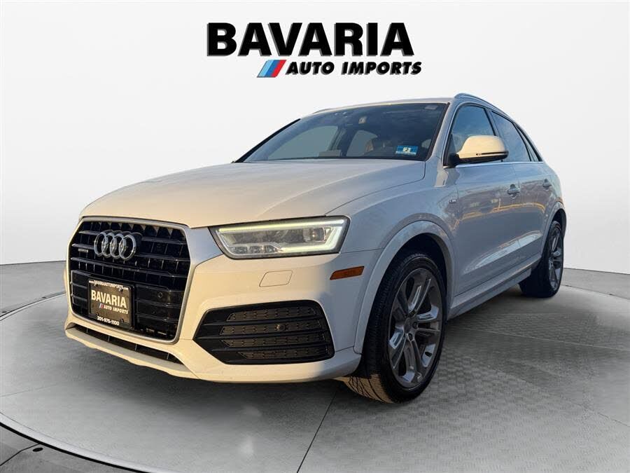 2016 AUDI Q3