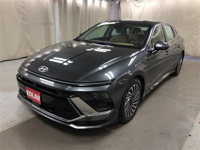 2025 HYUNDAI Sonata