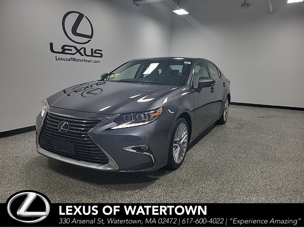 2016 LEXUS ES