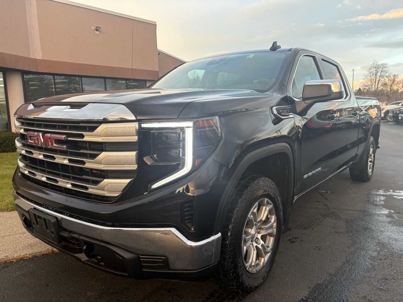 2023 GMC Sierra
