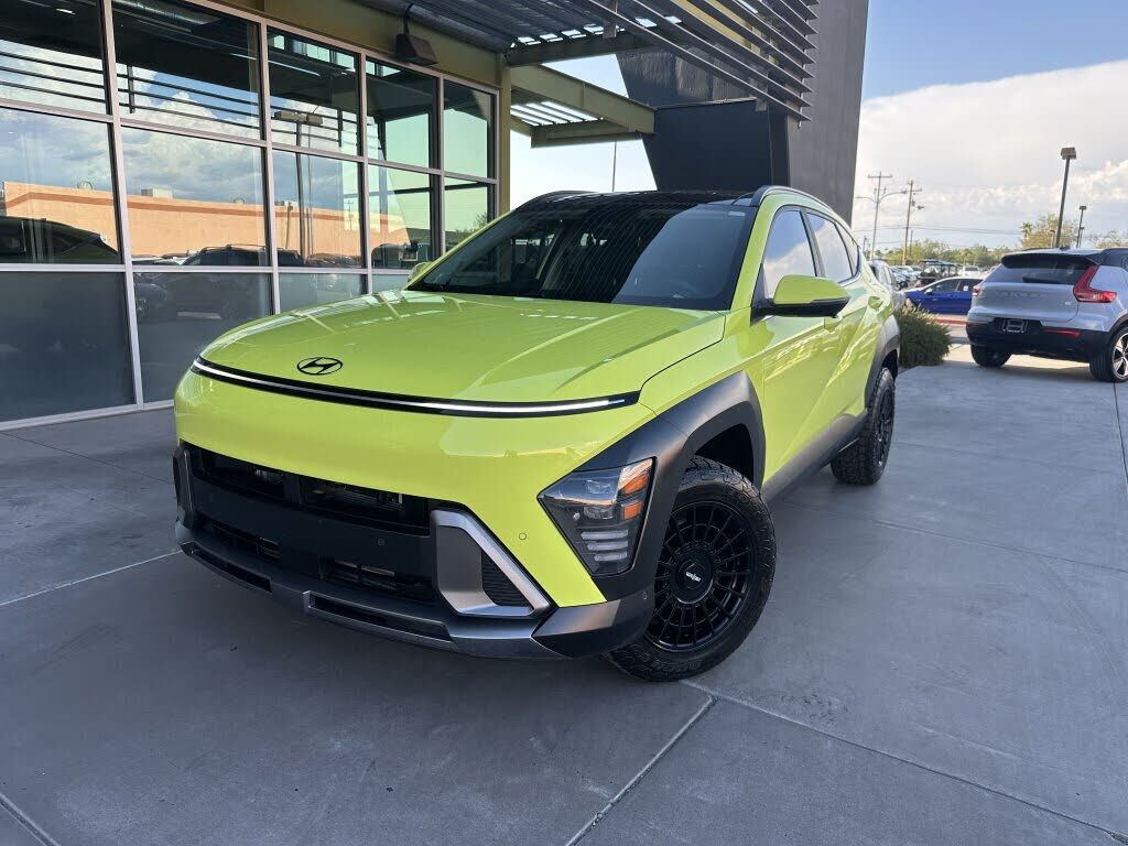 2024 HYUNDAI Kona