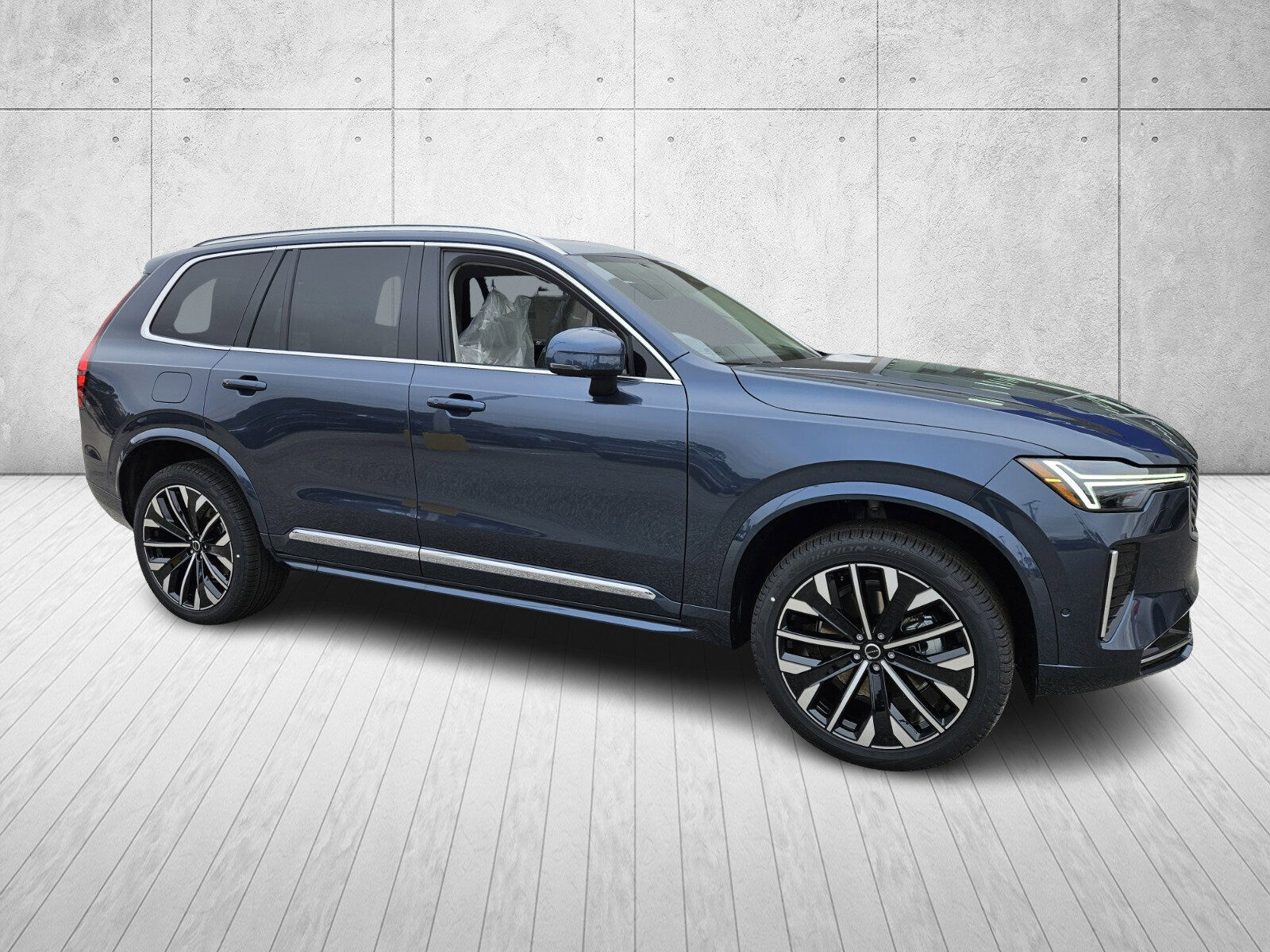 2026 VOLVO XC90
