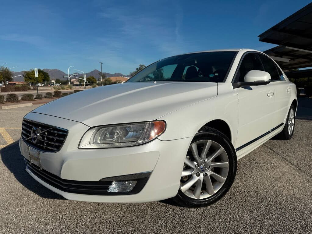 2014 VOLVO S80