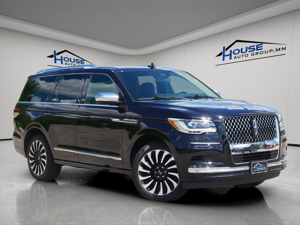 2024 LINCOLN Navigator