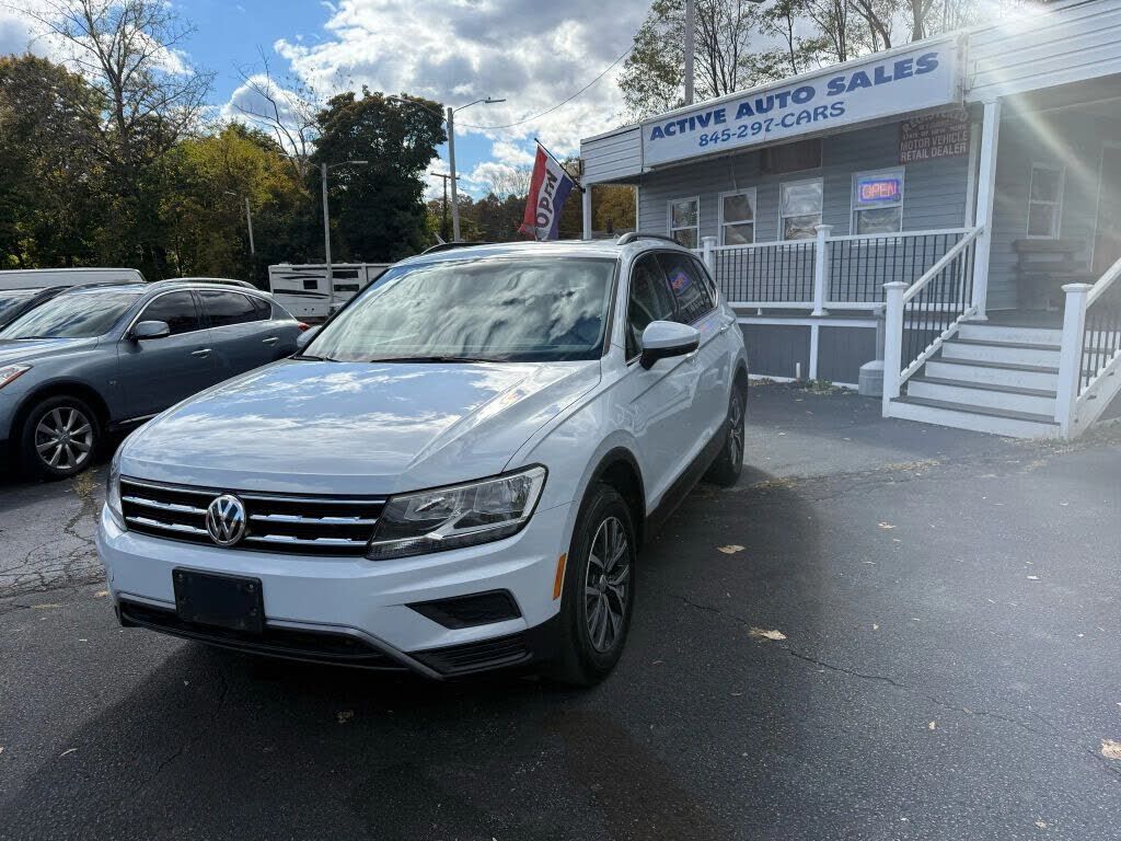 2019 VOLKSWAGEN Tiguan