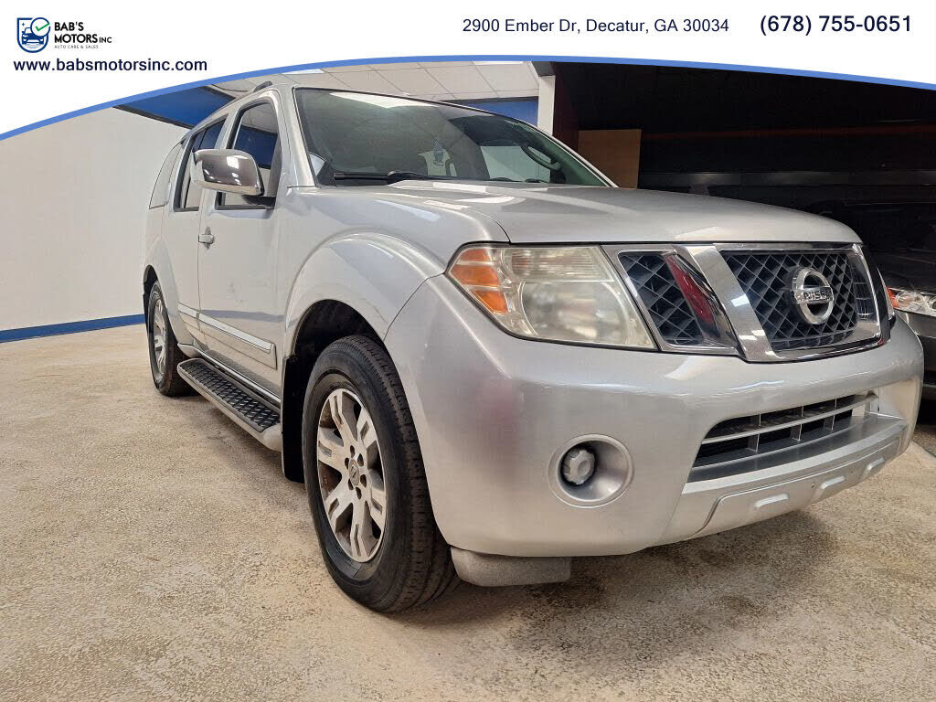 2011 NISSAN Pathfinder
