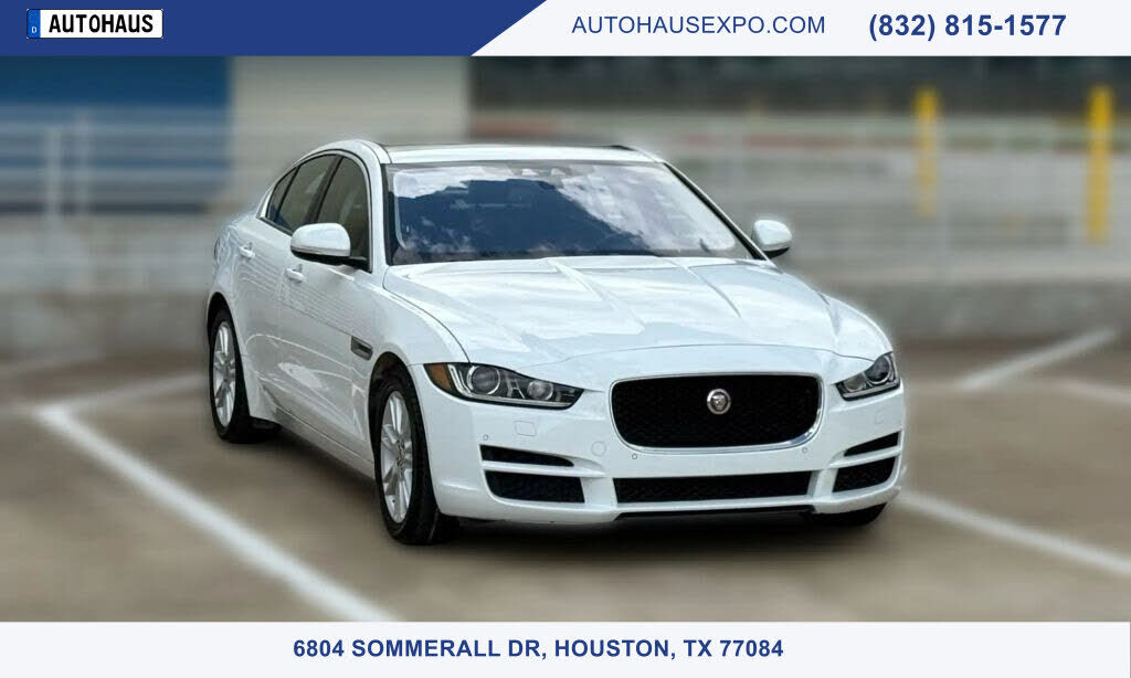2017 JAGUAR XE