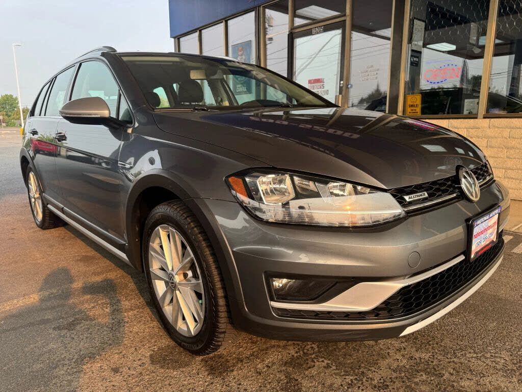 2019 VOLKSWAGEN Golf Alltrack
