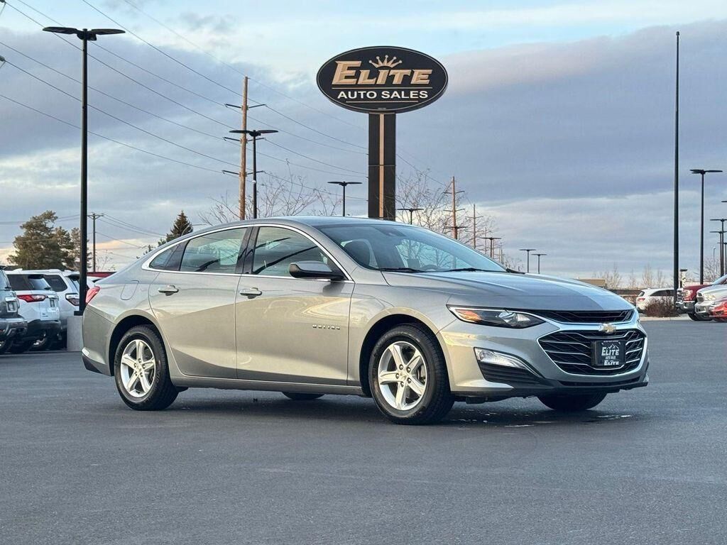 2024 CHEVROLET Malibu