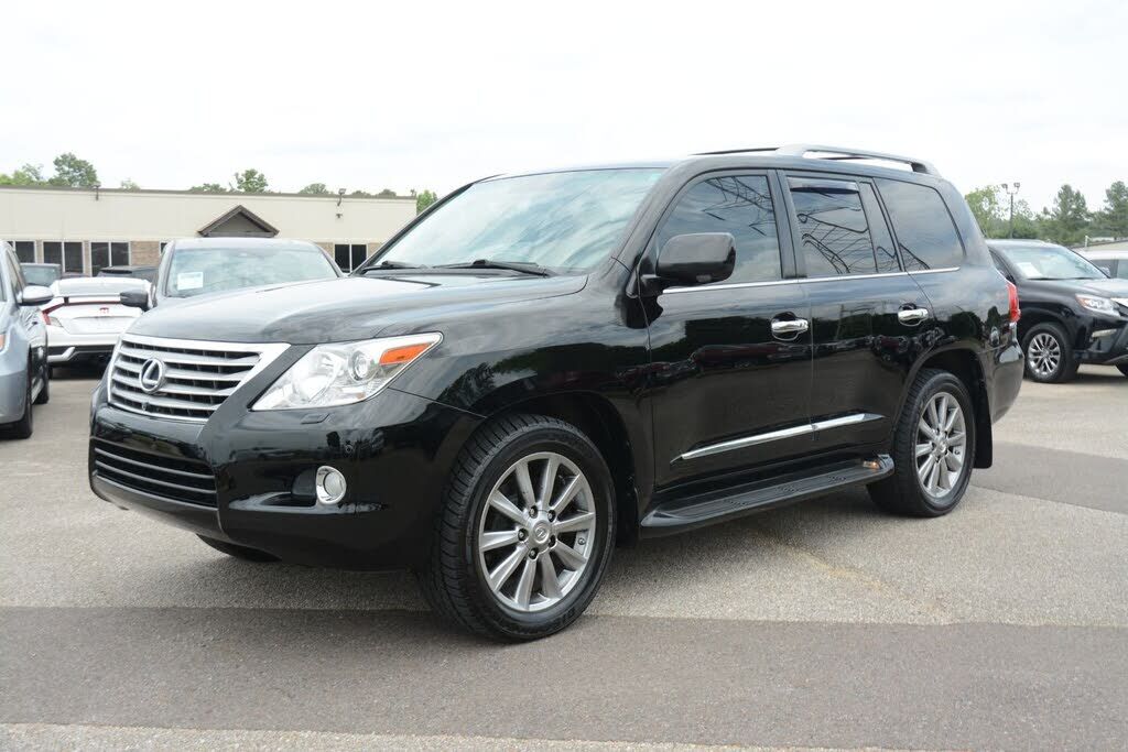 Lexus LX