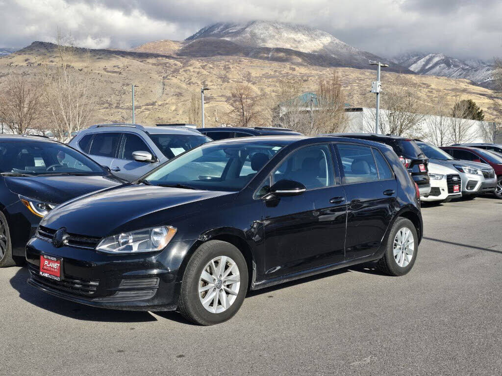 2016 VOLKSWAGEN Golf