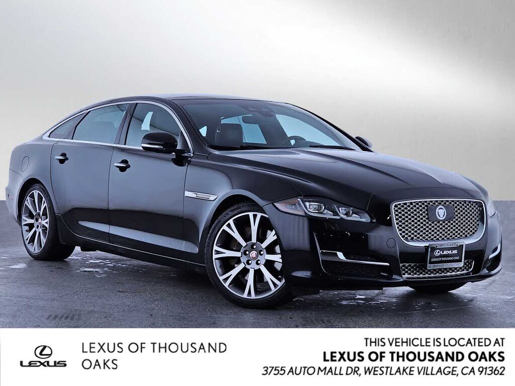2019 JAGUAR XJ