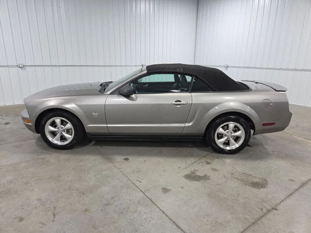 2009 FORD Mustang