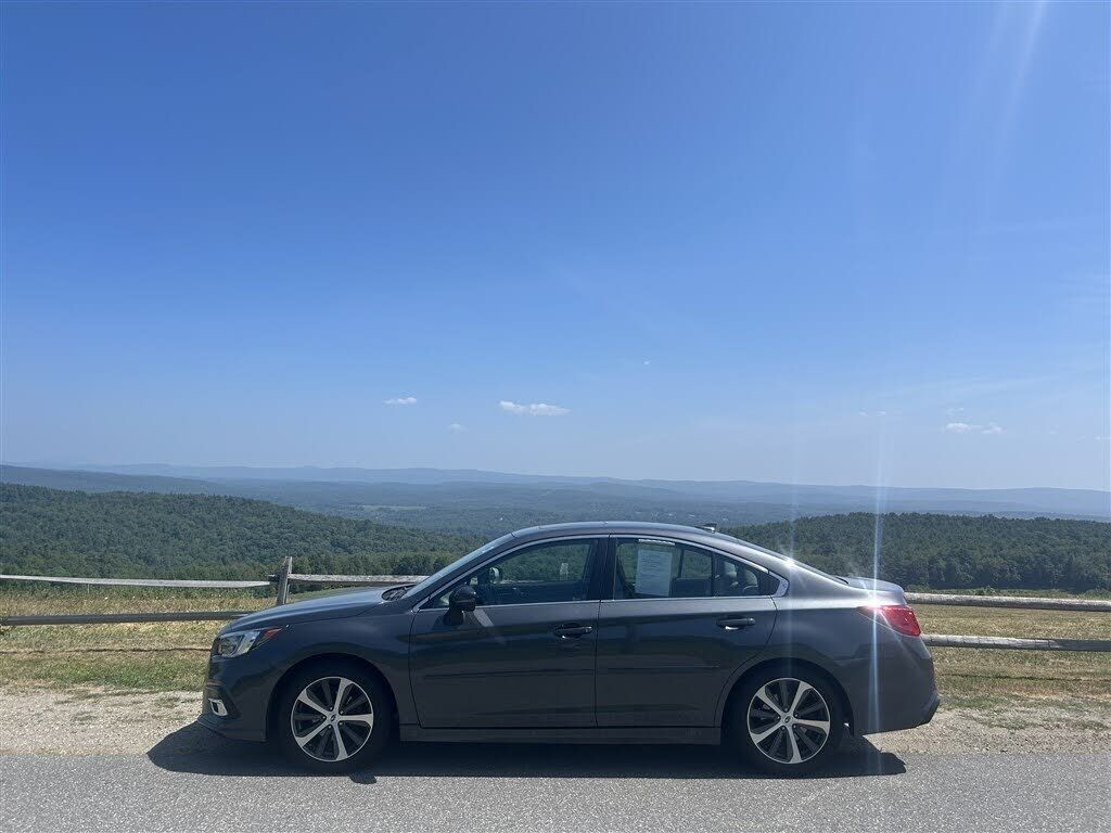 2018 SUBARU Legacy