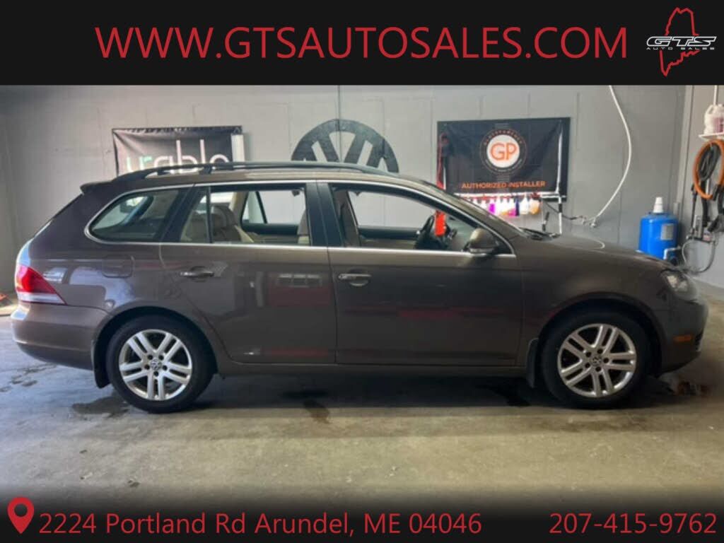 2011 VOLKSWAGEN Jetta Wagon