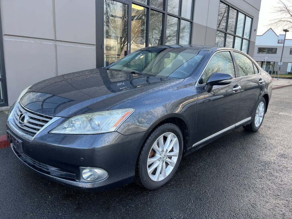2011 LEXUS ES