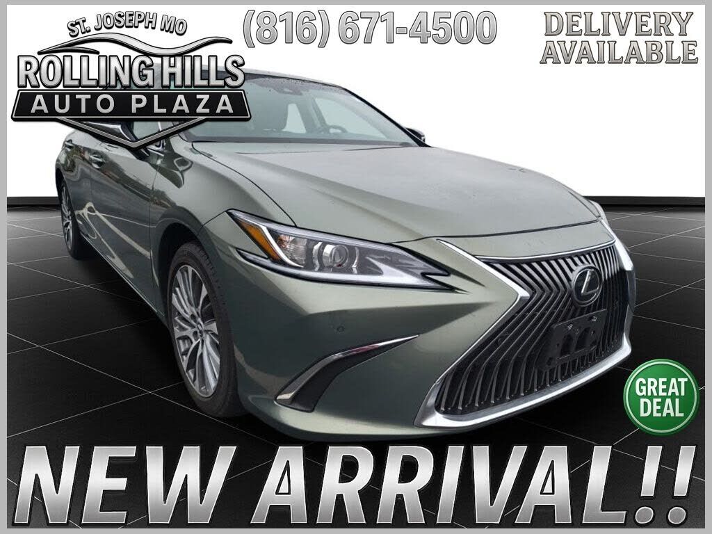 2019 LEXUS ES