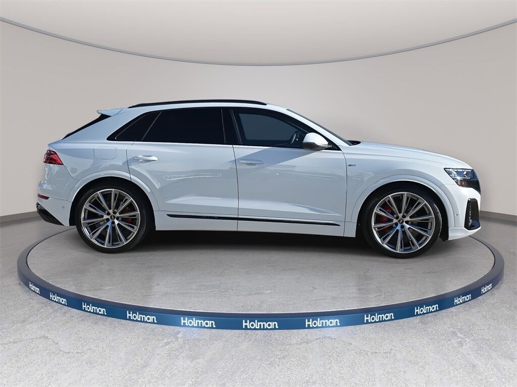 2026 Audi Q8