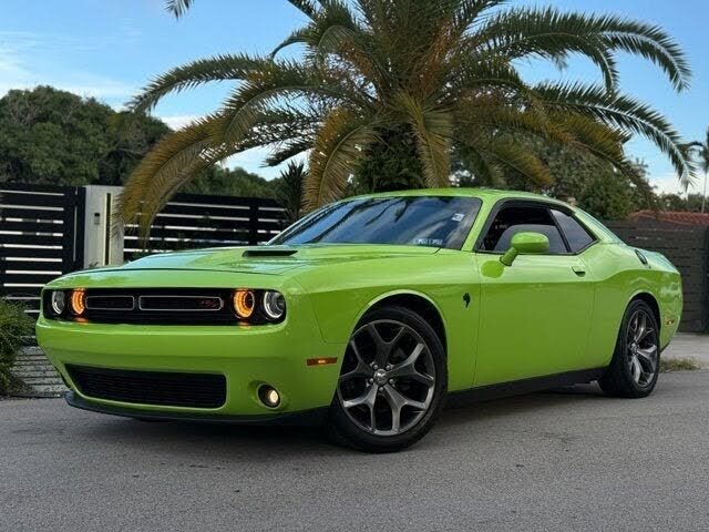 2015 DODGE Challenger