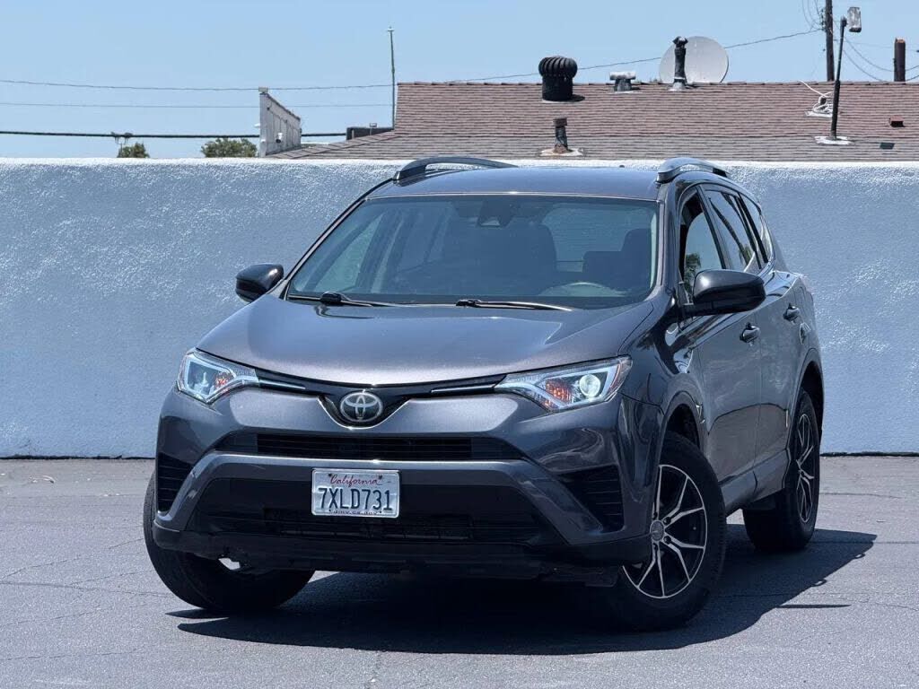 2017 TOYOTA RAV4