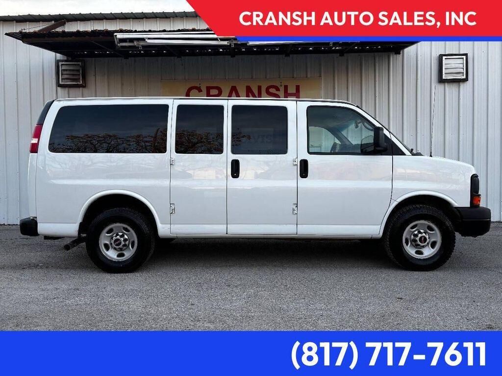 GMC Savana