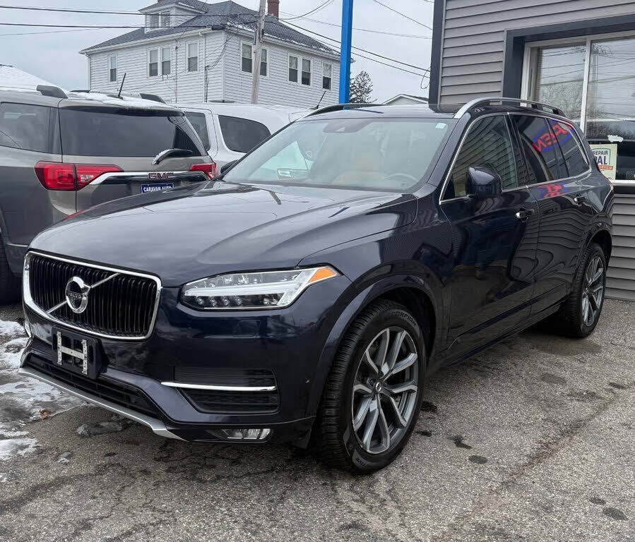 2017 VOLVO XC90