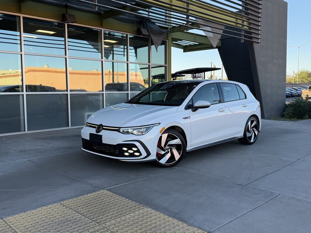 2022 VOLKSWAGEN Golf GTI