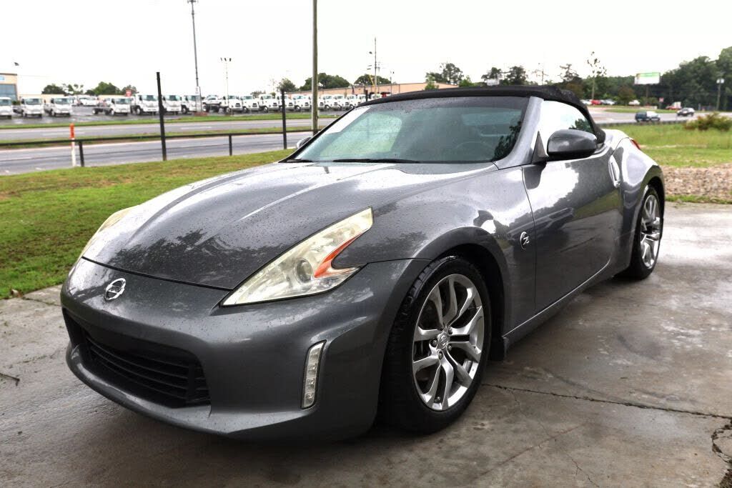 2013 NISSAN 370Z