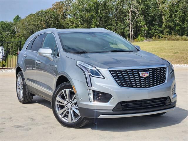 2025 CADILLAC XT5