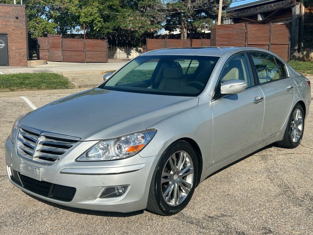 Hyundai Genesis