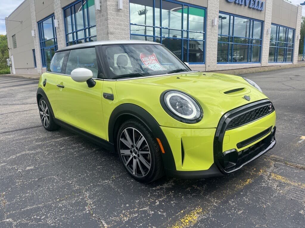 2024 MINI Hardtop