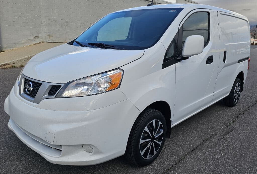 2021 NISSAN NV200