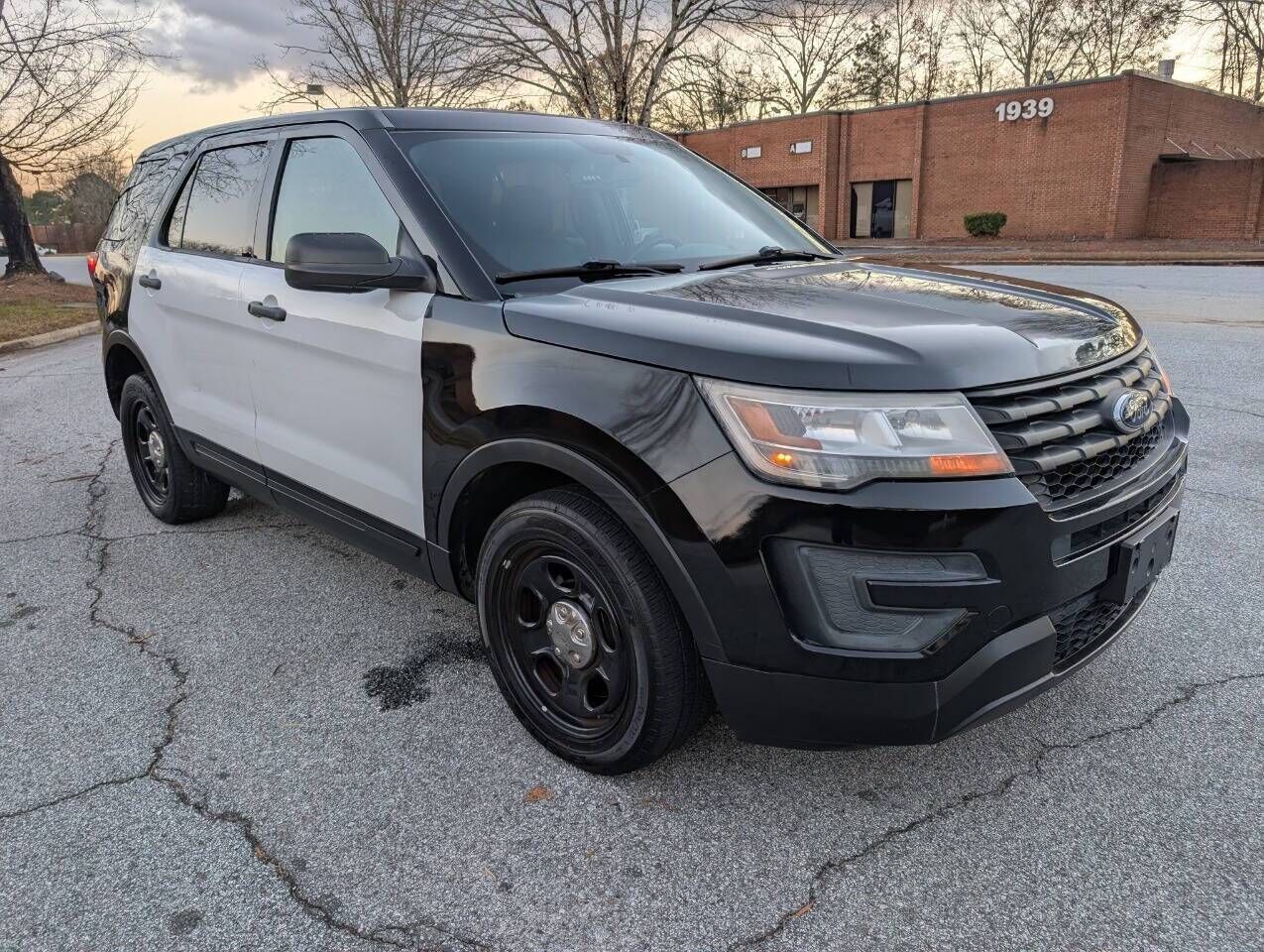 2017 FORD Explorer