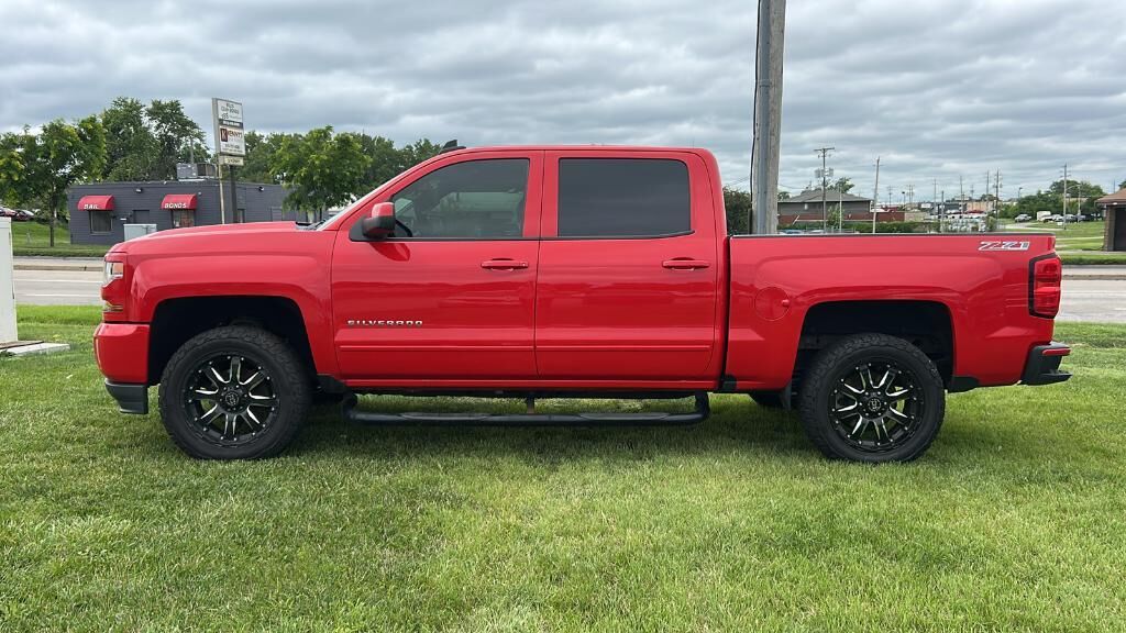 2017 CHEVROLET Silverado