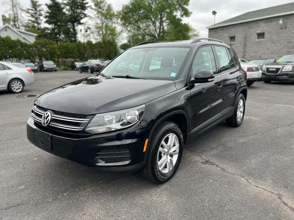 2016 VOLKSWAGEN Tiguan