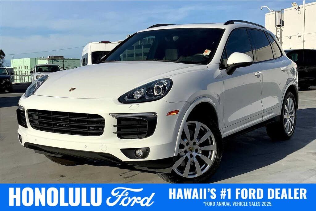 2018 PORSCHE Cayenne
