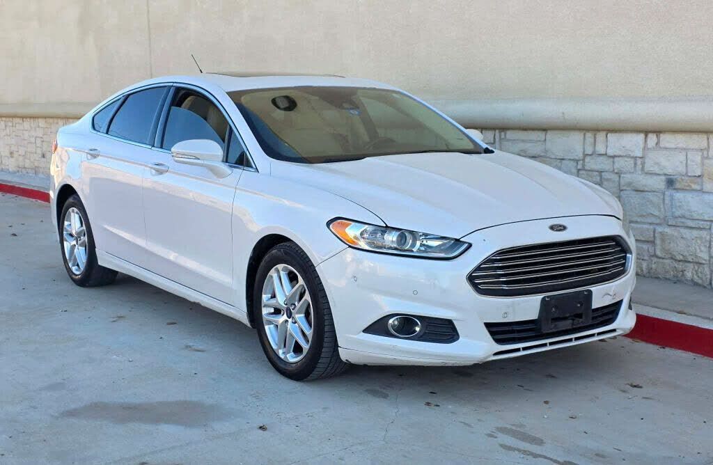 2013 FORD Fusion